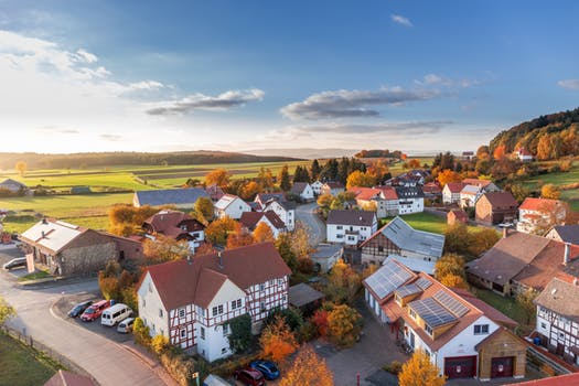 houses in neighborhood